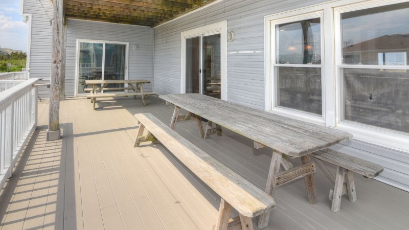 Sea Breezes – Deck