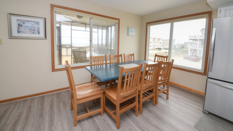 Sea View – Dining