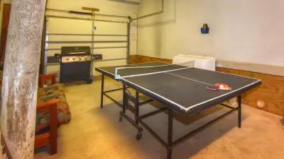 Sea View – Ping Pong