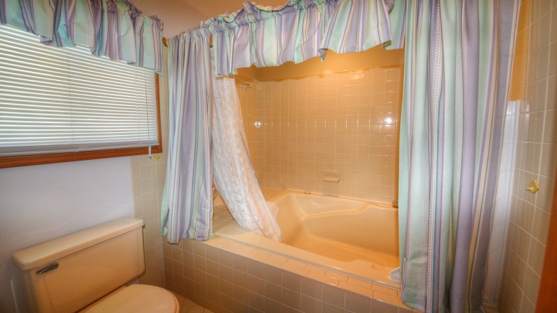 Sea View – Private Bath for BR1