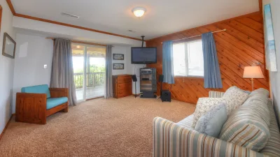 Sea View – Bedroom 6