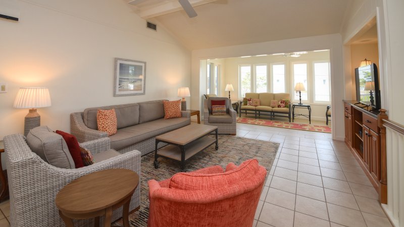 Quisenberry – Living Room
