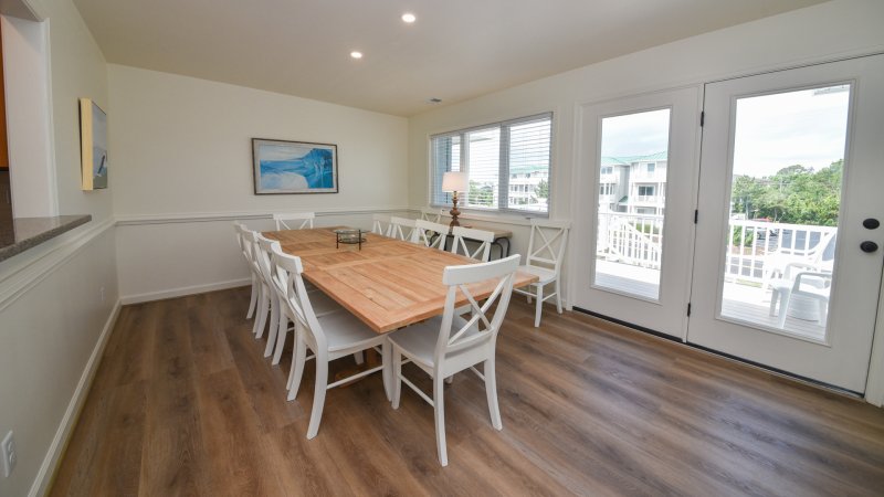 Quisenberry – Dining