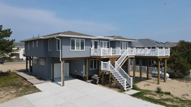 Quisenberry – Exterior