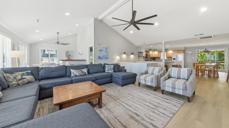 Sand Ease – Living Room