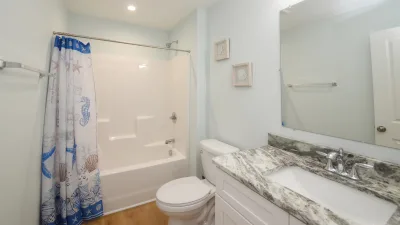 Miller Hi-Life – Common Bath for 1st Floor