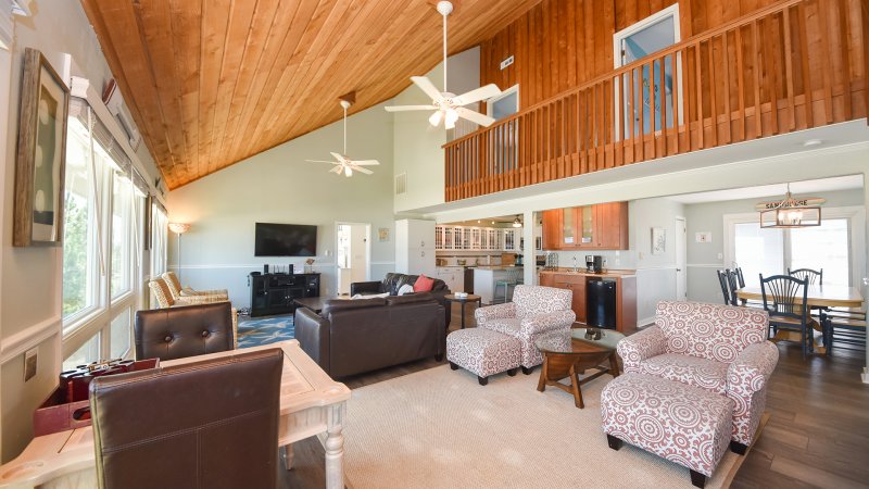 Family Tides – Living Room