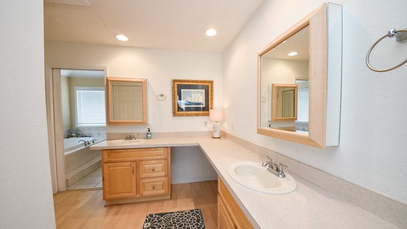 Family Tides – Private Bath for BR1