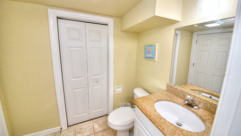 Majestic – Common Bath for 1st Floor