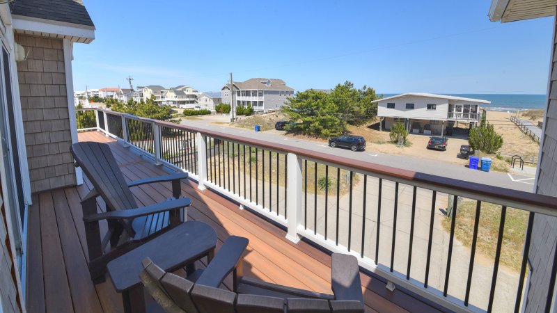 Majestic – Deck
