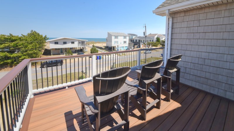 Majestic – Deck