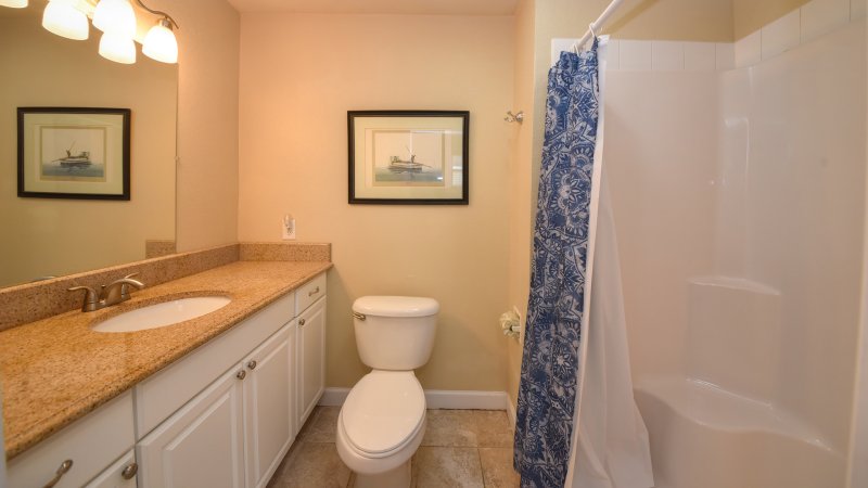 Majestic – Private Bath for BR1