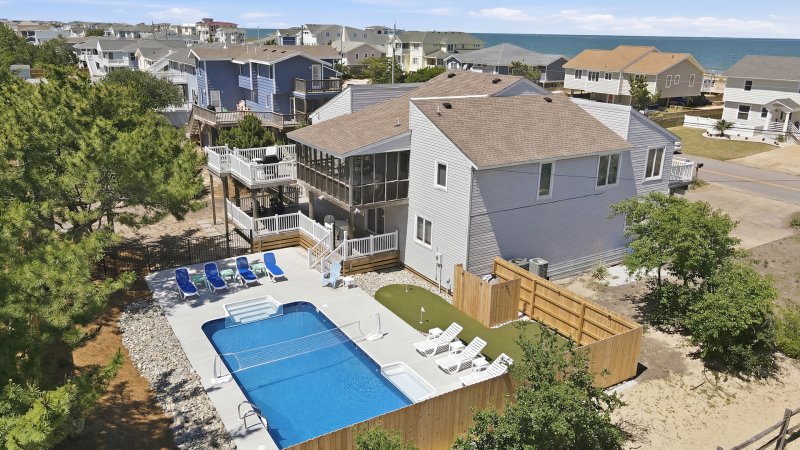 Sand Ease – Exterior