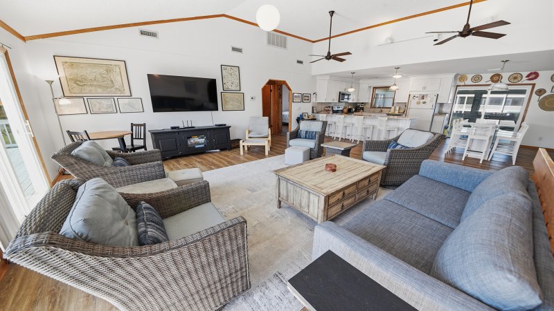 Caprio – Living Room