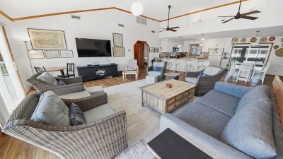 Caprio – Living Room