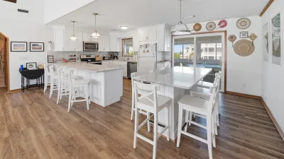 Caprio – Dining