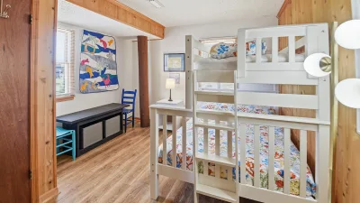 Caprio – Bedroom 6