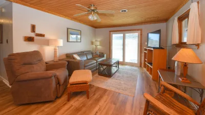 Sea Star – Living Room