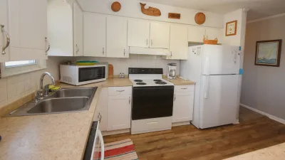 Sea Star – Kitchen