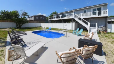 Sea Star – Pool