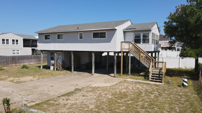 Sea Star – Exterior