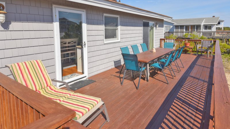 Moore Fun – Deck