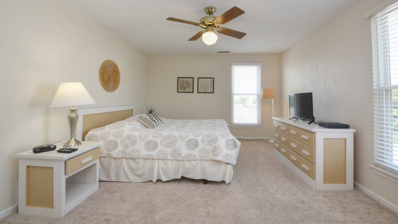 Blue Crab – Bedroom 1