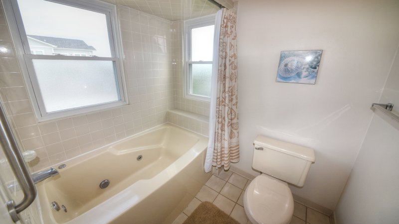 Blue Crab – Private Bath for BR1
