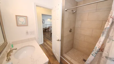 Maiden Voyage – Common Bath for 2nd Floor