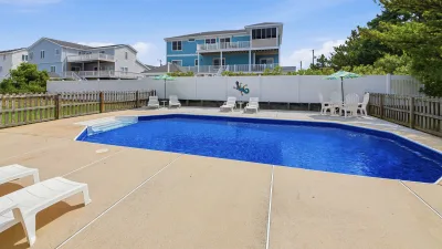 Bridge Bound – Pool