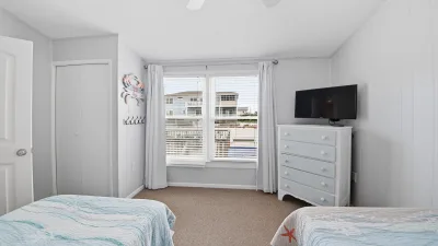 Bridge Bound – Bedroom 2