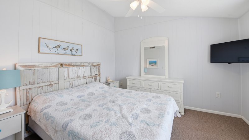 Bridge Bound – Bedroom 3