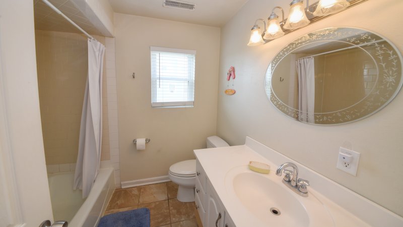 Sandy Paws – Common Bath for BR3 and BR4