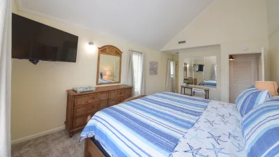 Tuna Trap – Bedroom 1