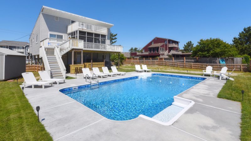 All Hands on Deck – Pool
