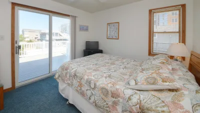 Nittany Li-On – Bedroom 3