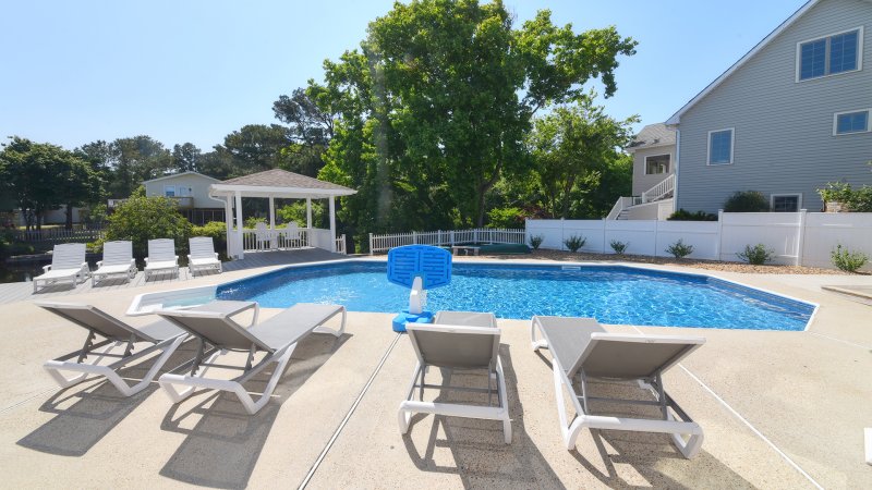 Ocean Pearl – Pool