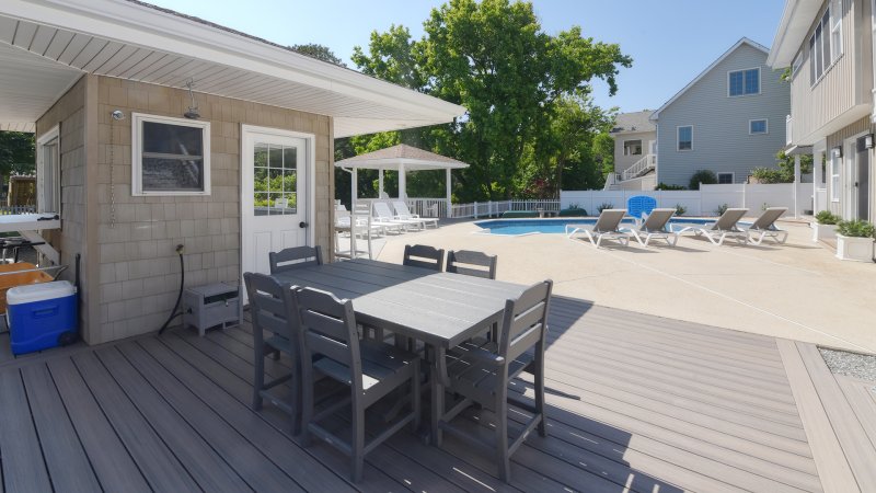 Ocean Pearl – Deck