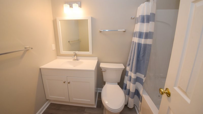 Just in Case – Common Bath for 2nd Floor