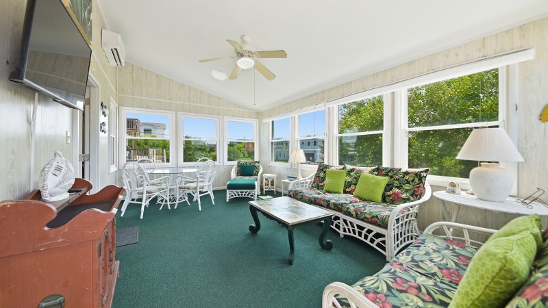 Sugar Shack – Sun Room