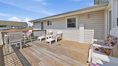 Sugar Shack – Deck