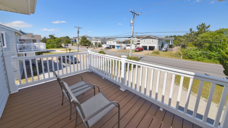 Sandbar – Deck