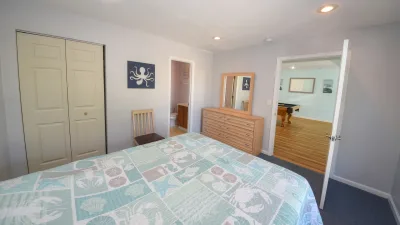 Sandbar – Bedroom 6
