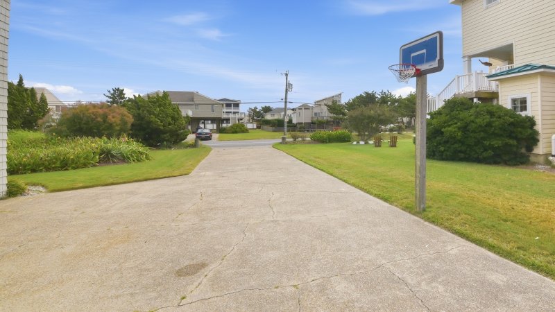 Sunset Beach – Basketball