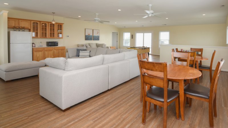 Sand Key – Living Room