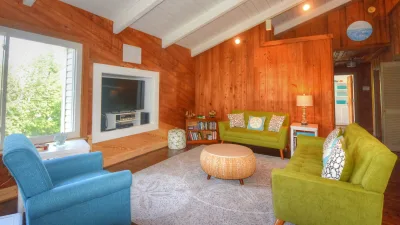 Dock Holiday – Living Room