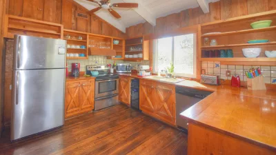 Dock Holiday – Kitchen