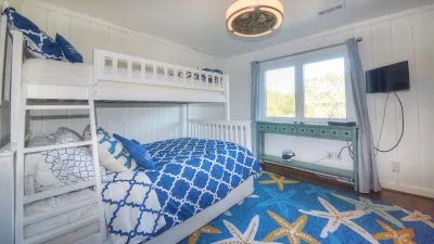 Dock Holiday – Bedroom 3