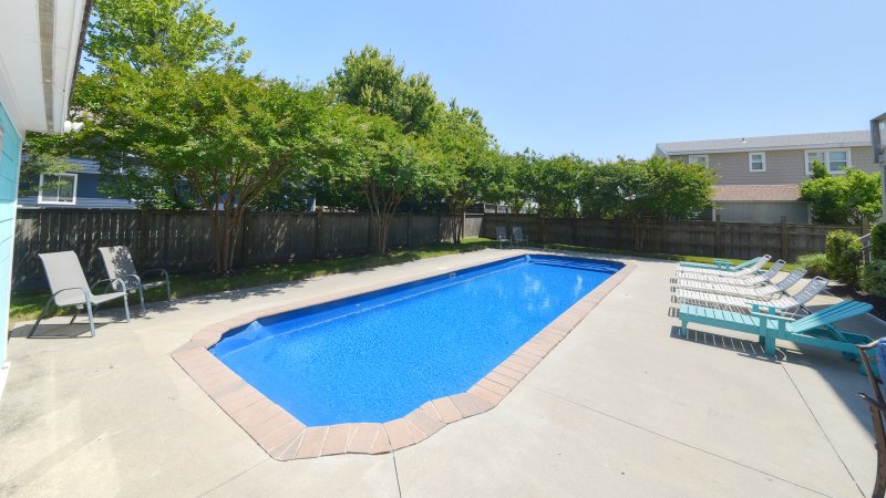 Latitude Adjustment – Pool