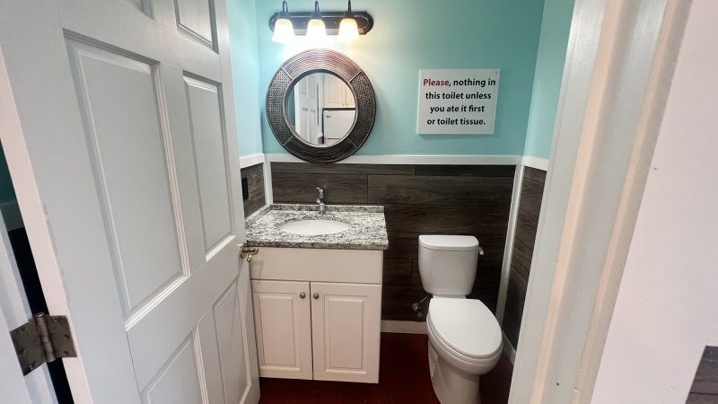Latitude Adjustment – Pool Bathroom